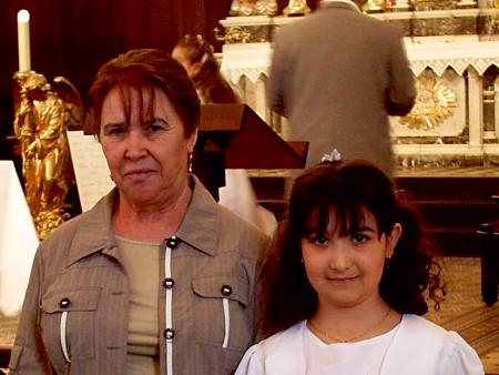 sarah et ma grand mere a la cominion de ma soeur
